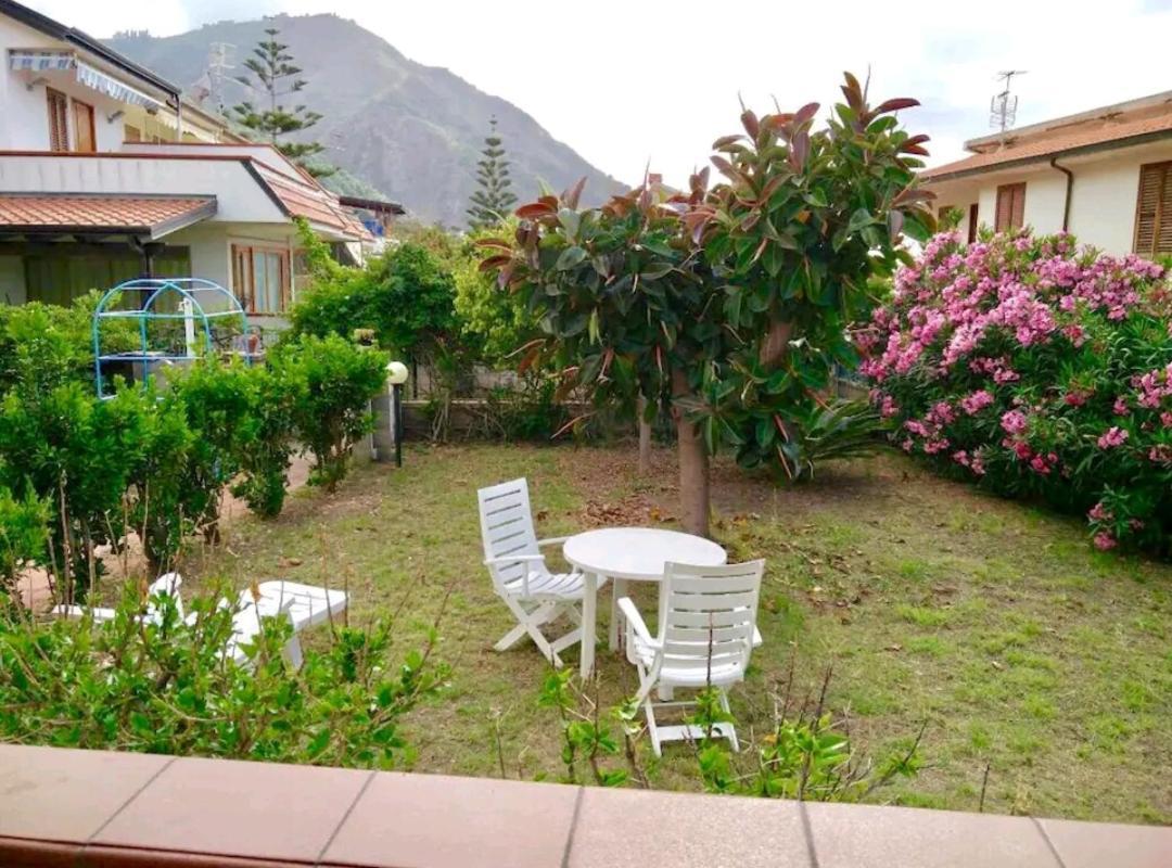 皮拉伊诺Casa Con Giardino E Terrazzo Vicino Al Mare别墅 外观 照片